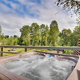 Pet-friendly Auburn Home on 3 Acres