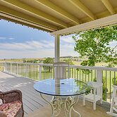 Horse Country Home Near Castlewood Canyon!
