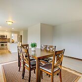 Washington Retreat w/ Yard - Near Seattle!