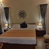 Elegant Holiday Homes