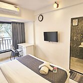 Astha Kandivali Service Apt