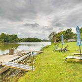 Cottage w/ Fire Pit & Lake Access in Waterloo!