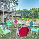 Lakefront Home: Deck, Grills & Fire Pit in Karnack