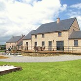 Cosy Holiday Home in Vodelee With Private Garden