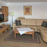 Cozy Apartment in Ellar With Garden