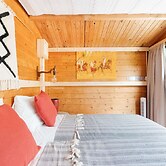 Idyllic Holiday Home in Ooltgensplaat Near Centre