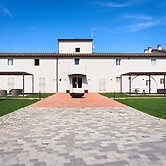 Modern Apartment in Agliana With Shared Garden