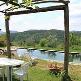 Holiday Home in Canossa With Swimming Pool, Garden, Barbecue
