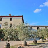 Attractive Apartment in old Farmhouse on the Estate With Pool