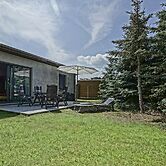 Ground-floor Apartment With Terrace and Large Garden With Lounge Area 