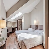 HOTIDAY Room Collection - Roma Cornelia