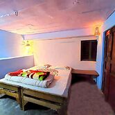 Goroomgo Buransh home stay Rishikesh