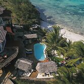 Beautiful Secluded 8 Bedroom Beach Villa With Pool