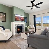 Scenic Mountain Retreat Golf, Pickleball, Relax