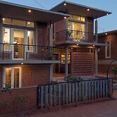 Vana by Loka - Self Catered Studios