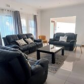 Comfortable and Luxurious Stay