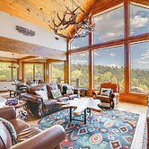 Luxe Florissant Home w/ Pikes Peak Views!