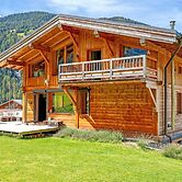 Chalet in Moulin With Sauna & Stunning Views