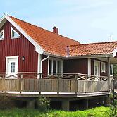 6 Person Holiday Home in Ljung-by Traum