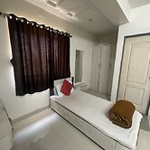 Goroomgo Narayan Executive Gujrat