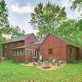 10 Mi to Crane Beach: Wooded Home Near Boston!