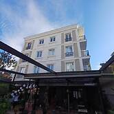 Oxygen Boutique Hotel