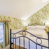 Papist Hall Cottages