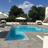 Spacious Holiday Home With Pool