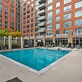 Luxury Apartment in heart of Reston 2 bedroom