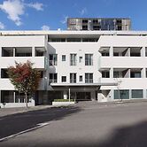 Richmond Central Apartments