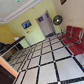 Dejoycool Hotel and Suites