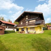 Cosy Apartment in Arrach With Garden