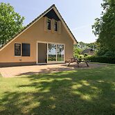 Bungalow in Sondel Near Slotermeer Lake