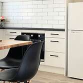 3BR Unit Free Park Wifi Campbelltown