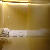 Meow Hero Youth Hostel