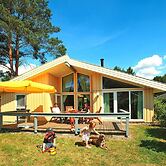 Cottage in Granzow at 500 m From the Lake