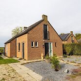 Cosy Holiday Home With Garden