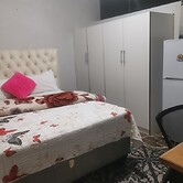 Golden gate guesthouse 0787391431
