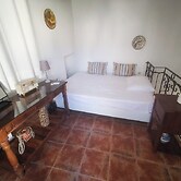 Authentic White House in Paros Lefkes