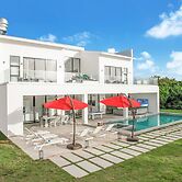 Brand New All-inclusive Villa in Cap Cana With Pool Jacuzzi Chef Butle