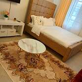 Lux Suites Amaziah Apartments Muthiga