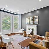 Lincoln Park Mega Space 2 Parking Spaces Sleeps 18 by AllSet Turnover