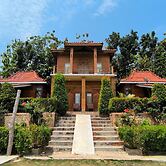 Sunrise Sea Hill Cottages