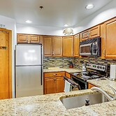 Walk to Ski Lift: Condo w/ Hot Tub in Durango!