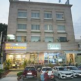 Hotel Deep Residency