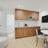 Modern Apartment With Terrace