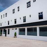 Hotel y Centro de Negocios Yoel