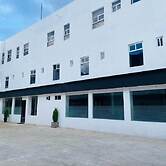 Hotel y Centro de Negocios Yoel