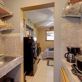 8 Mi to Beach: Pet-friendly Fort Lauderdale Studio