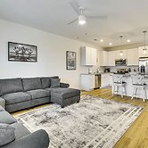Walk to Riverfront District: Bright Wilmington Apt